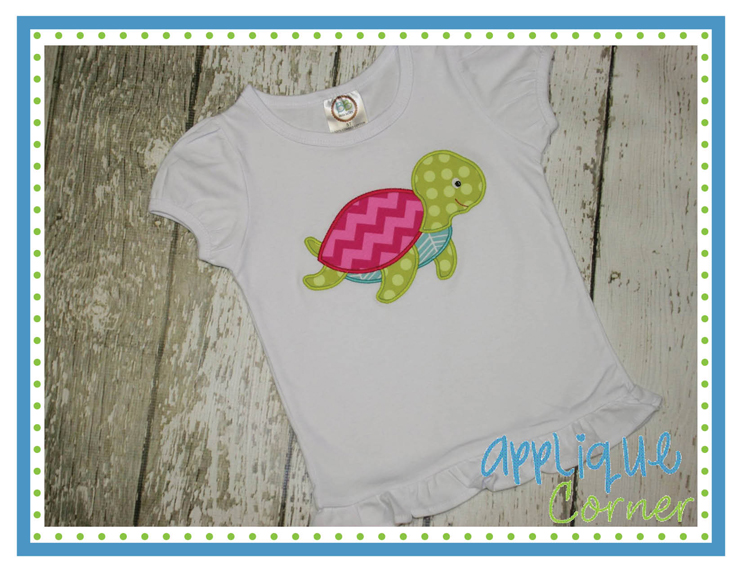 Turtle Swimming Applique Design