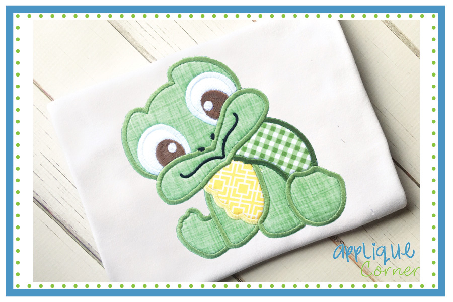 Turtle Sitting Applique Design